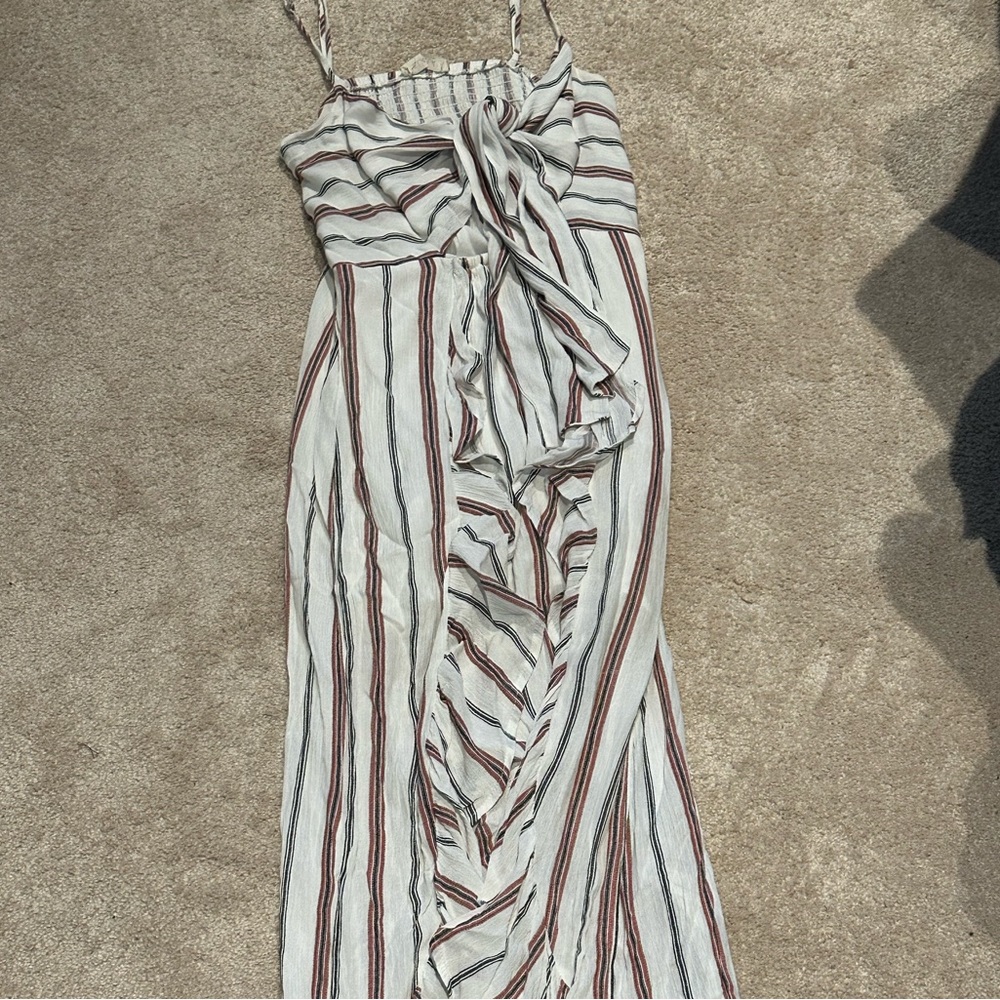 ILLA ILLA Beachy Front-Tie Maxi Dress